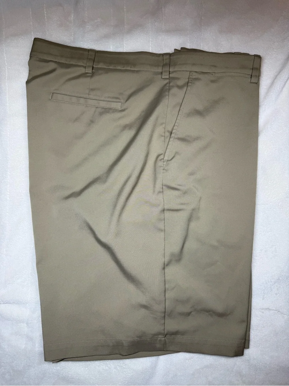 Roundtree & Yorke Men's Tan Performance Hybrid Shorts